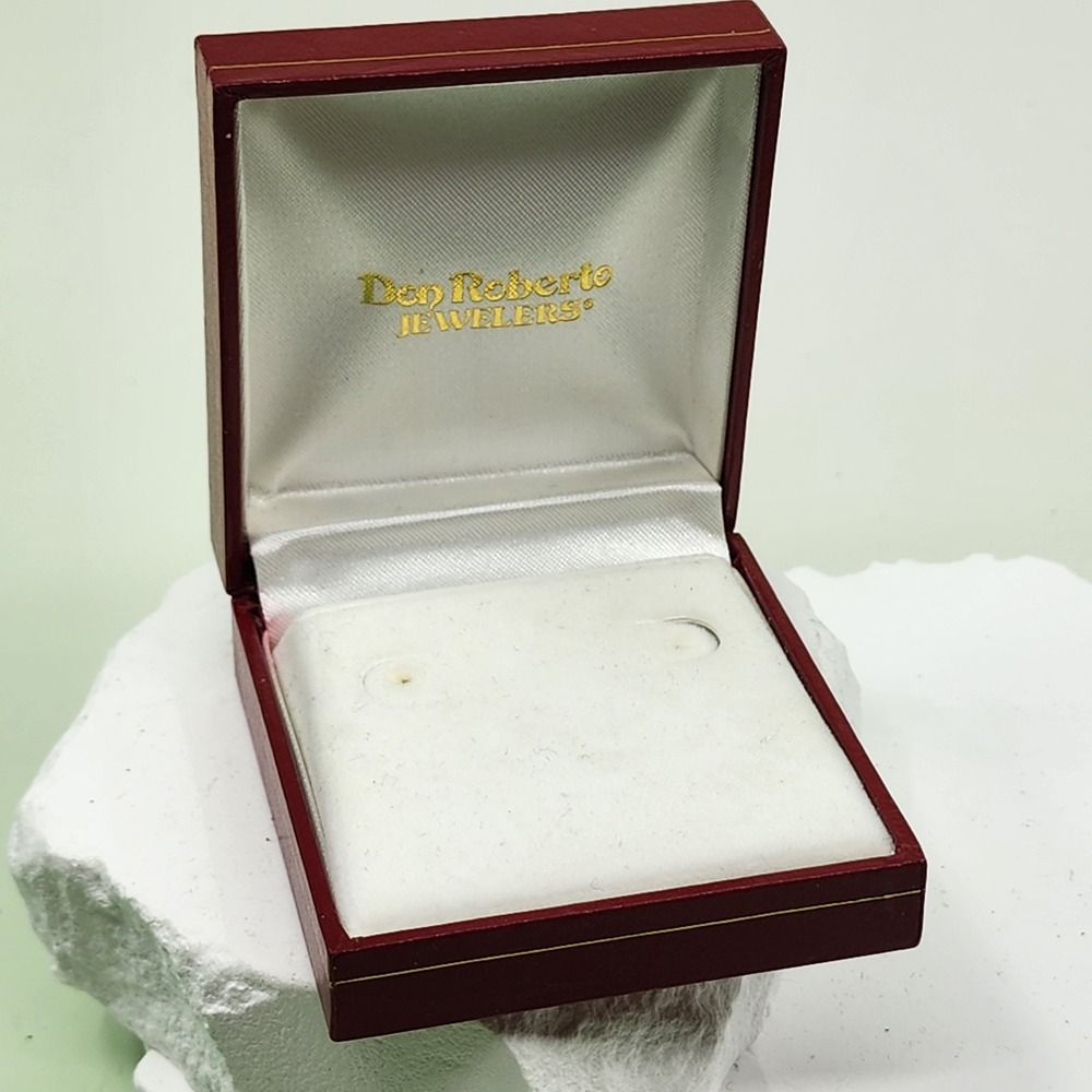 Don Roberto Jewelers Red Gold Tone Jewelry Presentation Gift Box Keepsake Case